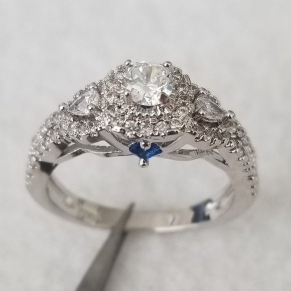 Something Blue Solitaire - Picture 1 of 8